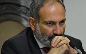 pashinyan_dumaet